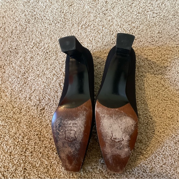 Like new Stuart Weitzman limited addition black & swavorski crystal heels - Picture 10 of 14